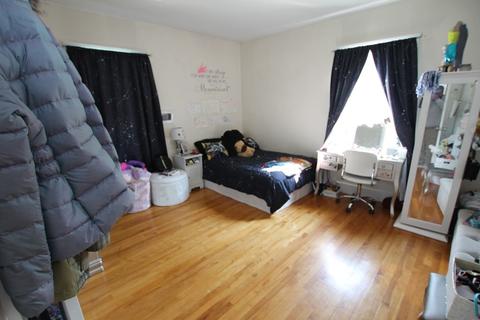 71 Chilmark St, Worcester, MA 01604 photo 9