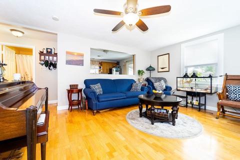 62 Warr Ave, Wareham, MA 02571 photo 6