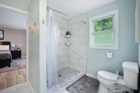 159 Albert St, West Springfield, MA 01089 photo 19