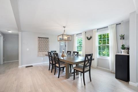 159 Albert St, West Springfield, MA 01089 photo 10