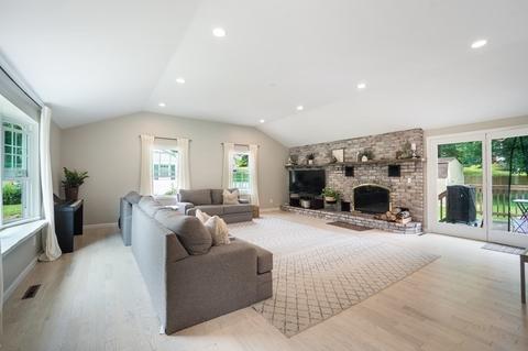 159 Albert St, West Springfield, MA 01089 photo 14