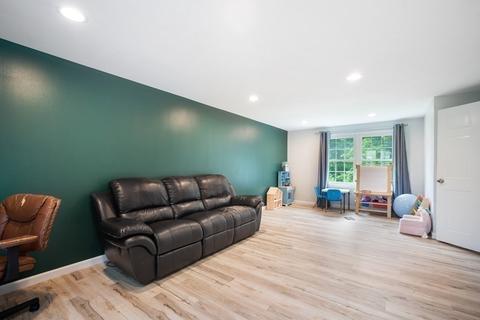 159 Albert St, West Springfield, MA 01089 photo 20