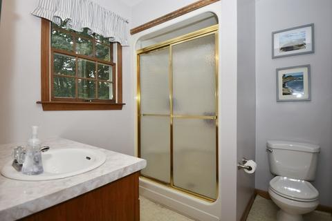 16 Horne Dr, Sutton, MA 01590 photo 21