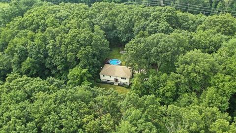 16 Horne Dr, Sutton, MA 01590 photo 2