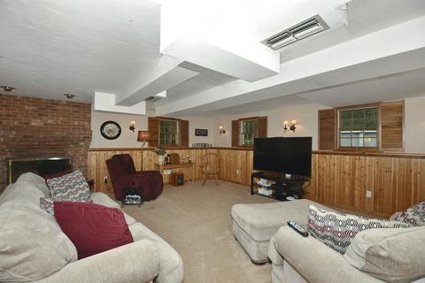 16 Horne Dr, Sutton, MA 01590 photo 27