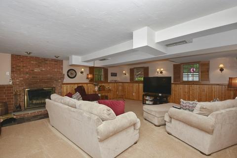16 Horne Dr, Sutton, MA 01590 photo 24