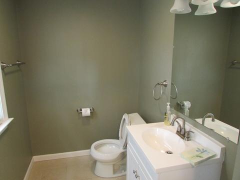 86 Perkins St, Springfield, MA 01118 photo 11