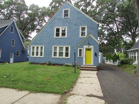 86 Perkins St, Springfield, MA 01118 photo 3