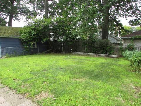 86 Perkins St, Springfield, MA 01118 photo 5