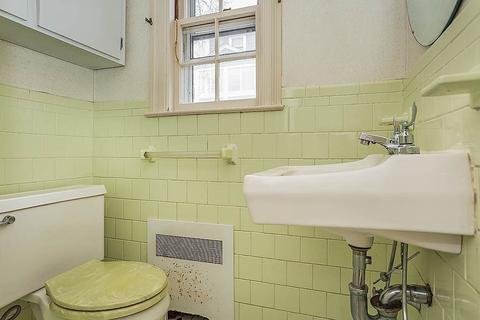 46 Eustis St, Arlington, MA 02476 photo 11