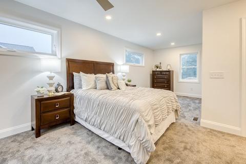 6 Delaware Ave, Springfield, MA 01119 photo 13