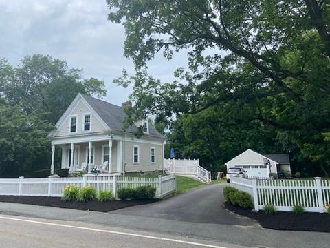 111 Summer St, Walpole, MA 02071 photo 2