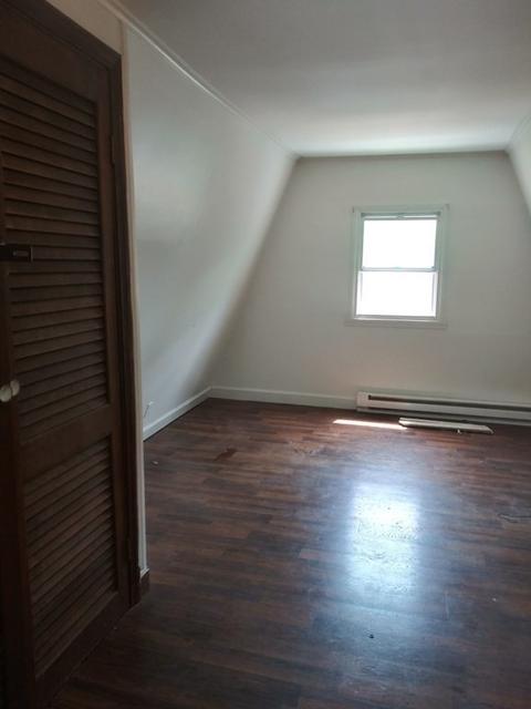 564 E Main St, Orange, MA 01364 photo 14