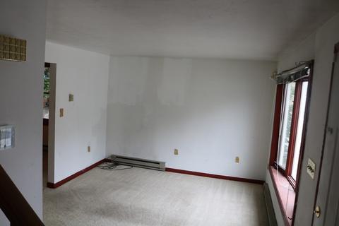 6 Thenius St, Worcester, MA 01607 photo 4