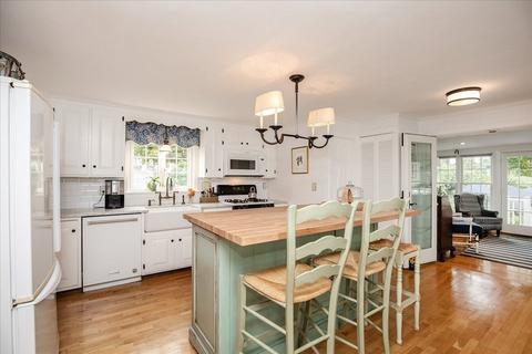 33 Putnam St, Danvers, MA 01923 photo 13