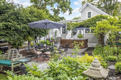 33 Putnam St, Danvers, MA 01923 photo 27