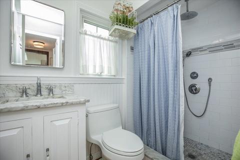33 Putnam St, Danvers, MA 01923 photo 16