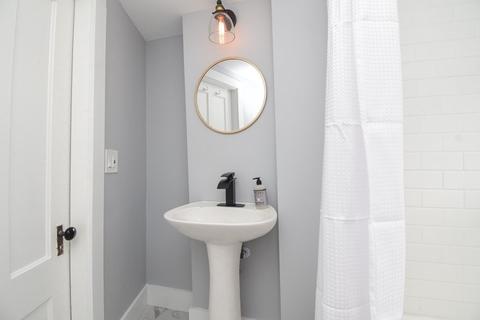 187 Westminster St, Springfield, MA 01109 photo 32