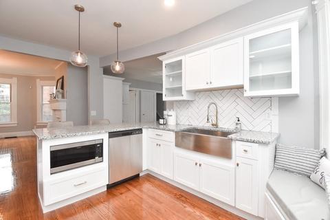 187 Westminster St, Springfield, MA 01109 photo 8
