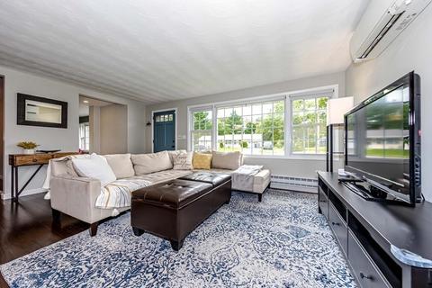 19 Cornell Rd, Framingham, MA 01701 photo 4