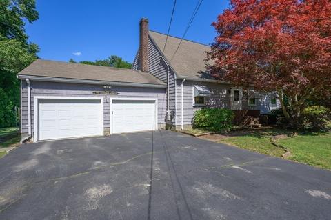 412 Gardner St, Hingham, MA 02043 photo 3