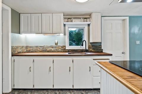23 Mohawk Cir, Georgetown, MA 01833 photo 6