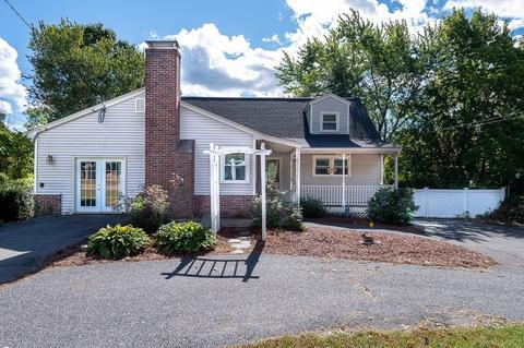 195 E Union St, Ashland, MA 01721 photo 1