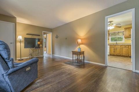 19 Larch Rd, Georgetown, MA 01833 photo 6