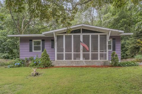 19 Larch Rd, Georgetown, MA 01833 photo 2