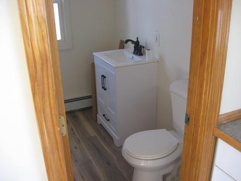 607 S Main St, Fall River, MA 02721 photo 6