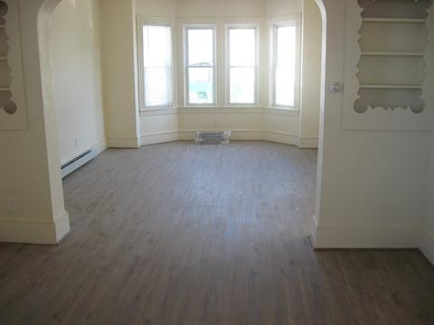 607 S Main St, Fall River, MA 02721 photo 4