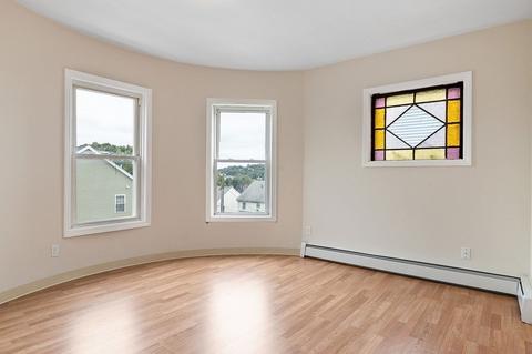 95 Harrison St, Worcester, MA 01604 photo 3