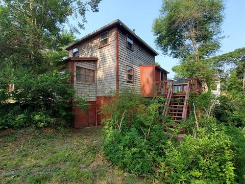 7 Martin St, Buzzards Bay, MA 02532 photo 4