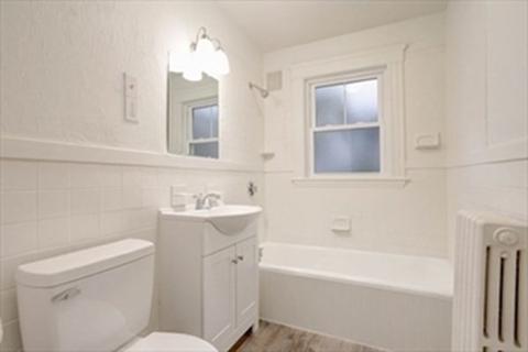 148 Chestnut St, Brookline, MA 02445 photo 9