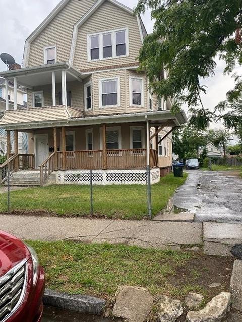 38 Dresden St, Springfield, MA 01109 photo 2