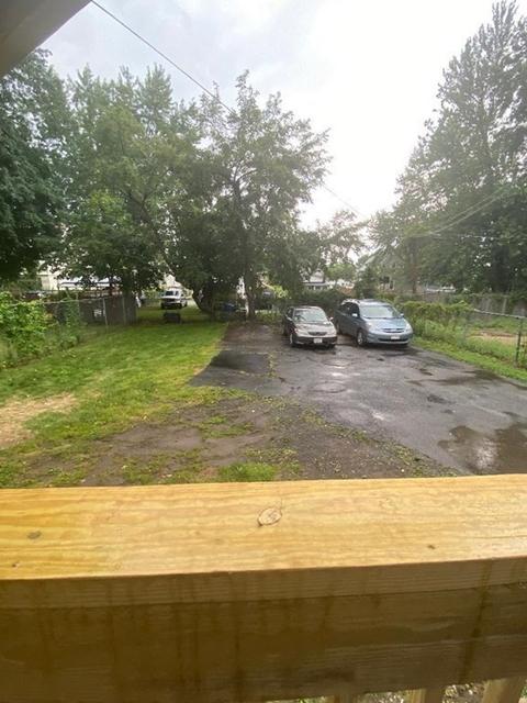 38 Dresden St, Springfield, MA 01109 photo 4