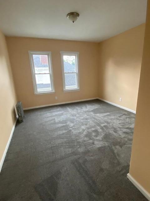 38 Dresden St, Springfield, MA 01109 photo 11