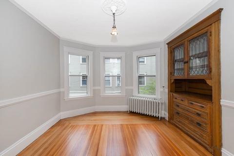 33 Stanton Rd #2, Brookline, MA 02445 photo 6