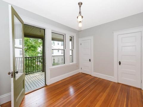 33 Stanton Rd #2, Brookline, MA 02445 photo 5