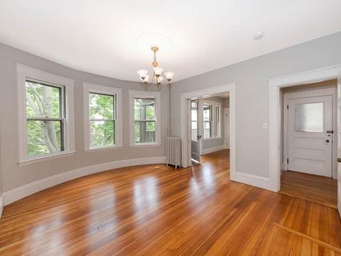 33 Stanton Rd #2, Brookline, MA 02445 photo 3