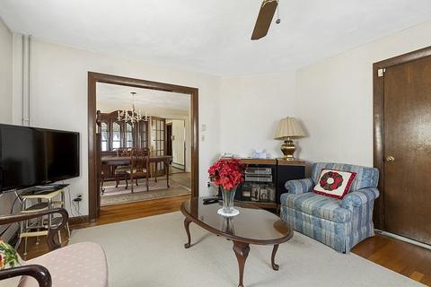 402 Eastern Ave, Lynn, MA 01902 photo 18