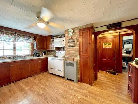 5 Chester Ave, Ware, MA 01082 photo 7