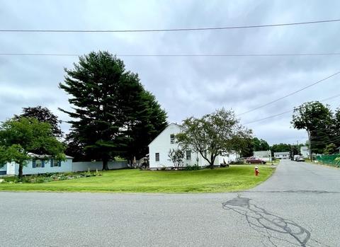 5 Chester Ave, Ware, MA 01082 photo 3