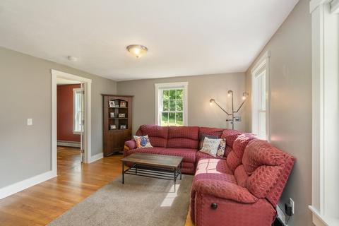 38 Carr St, Sutton, MA 01590 photo 7