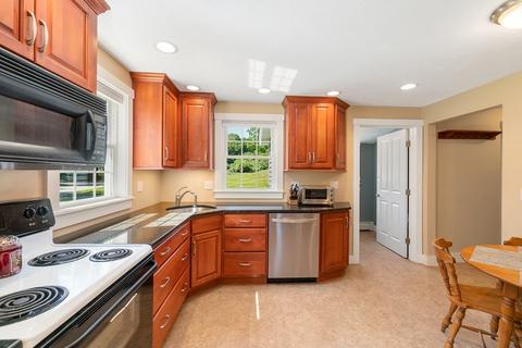 38 Carr St, Sutton, MA 01590 photo 10