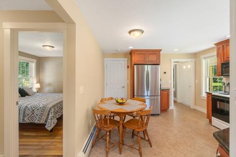 38 Carr St, Sutton, MA 01590 photo 12