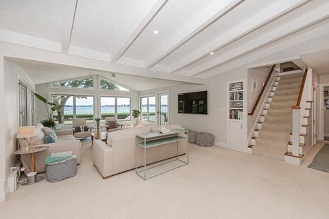 9 Waldemar Ave, Beverly, MA 01915 photo 9
