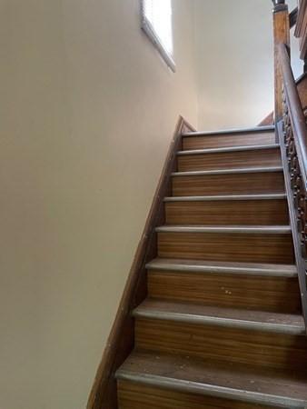 14 Richelieu St, Springfield, MA 01105 photo 9