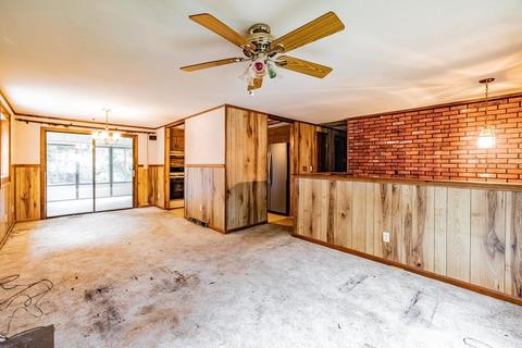 84 Entrybrook Dr, Springfield, MA 01108 photo 9