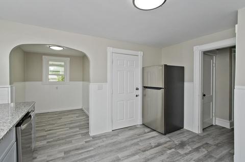 11 Chase Ave, Springfield, MA 01108 photo 4